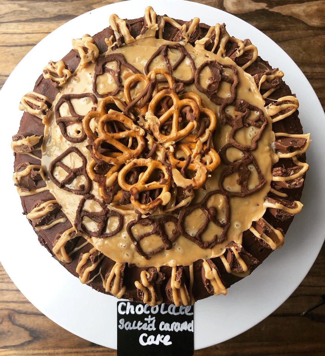 HAPPY FATHER’S DAY! Treat dad to breakfast/lunch/dinner or coffi and a homemade cake! 
#coffico #cofficolounge #cakes #freshlybaked #madebyus #madeinstore #chocolateandsaltedcaramel #chocolateandsaltedcaramelcake #fathersday #fathersdaytreats #mermaidquay