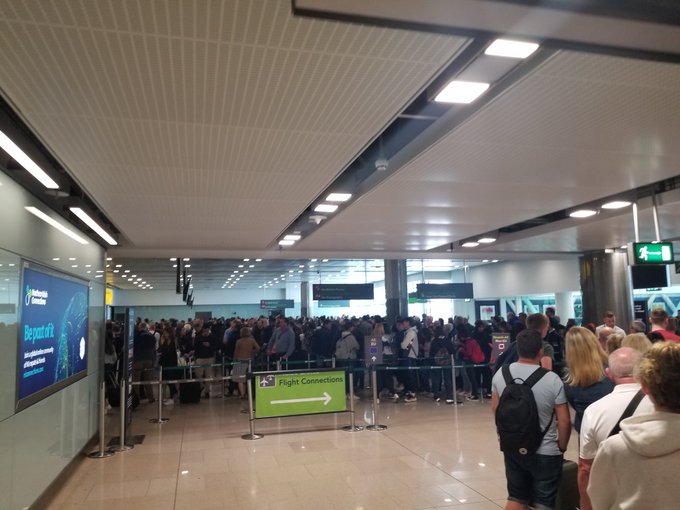 D9LnDg2WkAUvusa.jpg:small