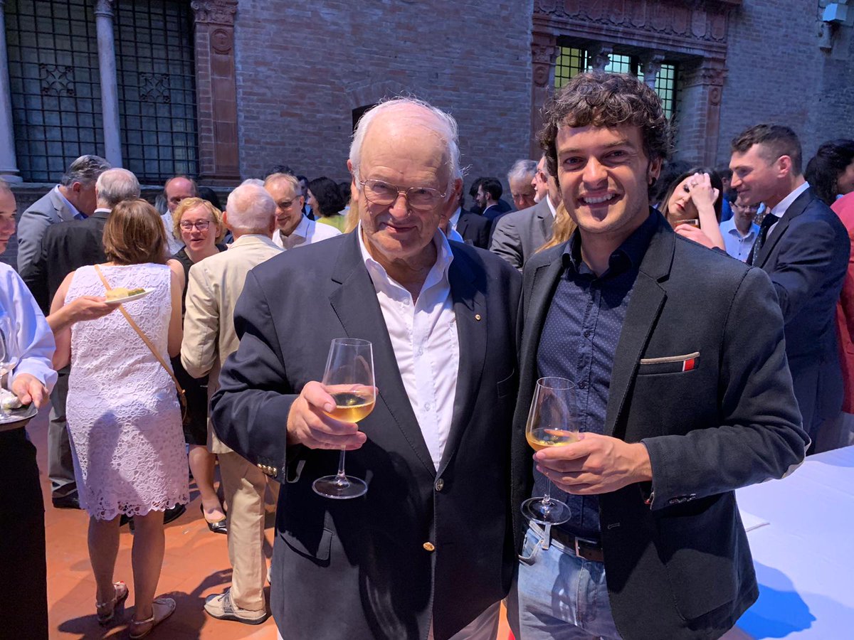 ABallestinR's tweet photo. Glad to have met Prof.G.Ian Taylor, a living legend of reconstructive #microsurgery. The father of the #Angiosome Concept which opened the possiblity to describe many new flaps. I will not forget his words: "If you love what you do, you will not work a day of your life" #wsrm2019 https://t.co/ZUbtDNwRAo