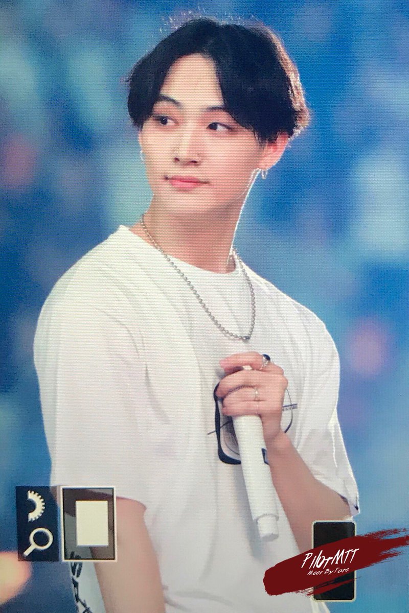 🐝-제일 만 연 tweet media