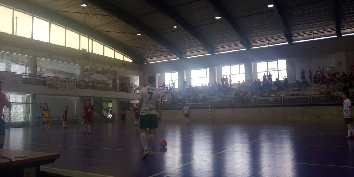 Mencisport's tweet photo. ⏱ Min. 34 | AyV 4️⃣-1️⃣ CFSB | GOOOL DE MANOLO CAMPOS!!
#ApagaCordobaB
#FinalCopaSenior https://t.co/WSAWFJG4dl