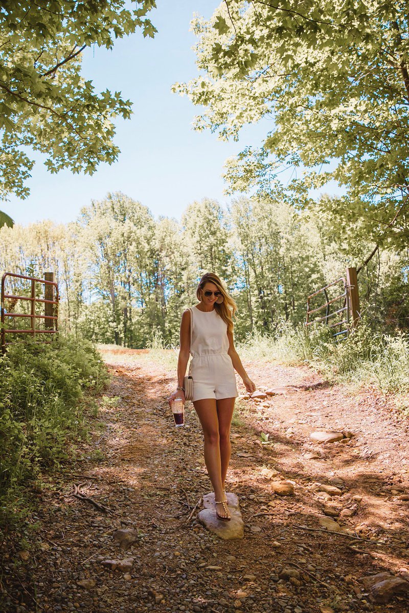 sunseekinstyle's tweet photo. The Cutest Rompers of the Season on Any Budget https://t.co/8gClxQyk0a #romper #romperseason #romperobsessed #romperlover #summerstyle #summerfashion #summeroutfit #easyoutfit #oneanddone #outfitinspo #ootd https://t.co/7IDlRPrwnC