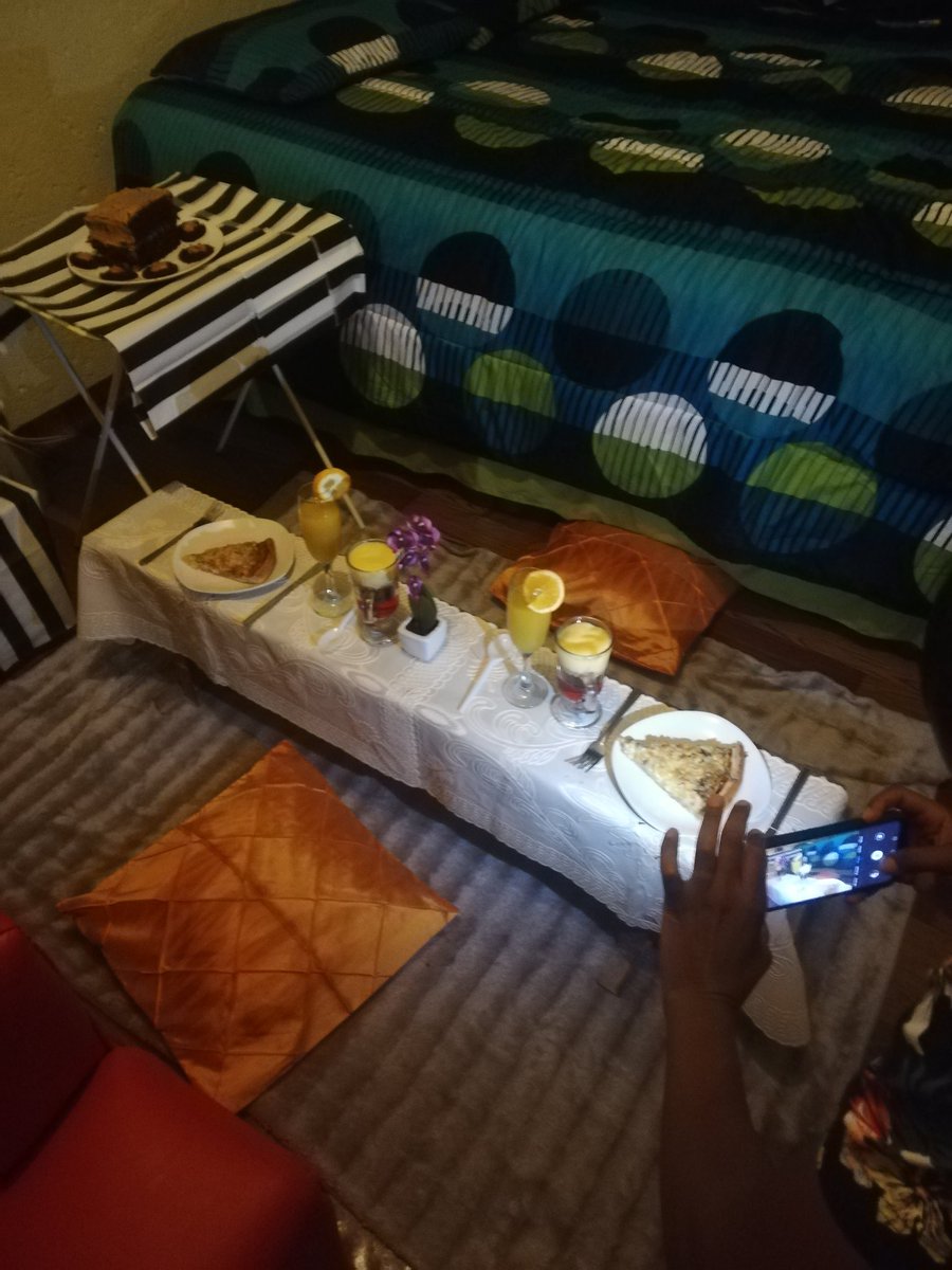 MorongwaMarven's tweet photo. I tried considering I had no budget... Everything home made. ❤️❤️❤️ https://t.co/Ovc6QOZB68