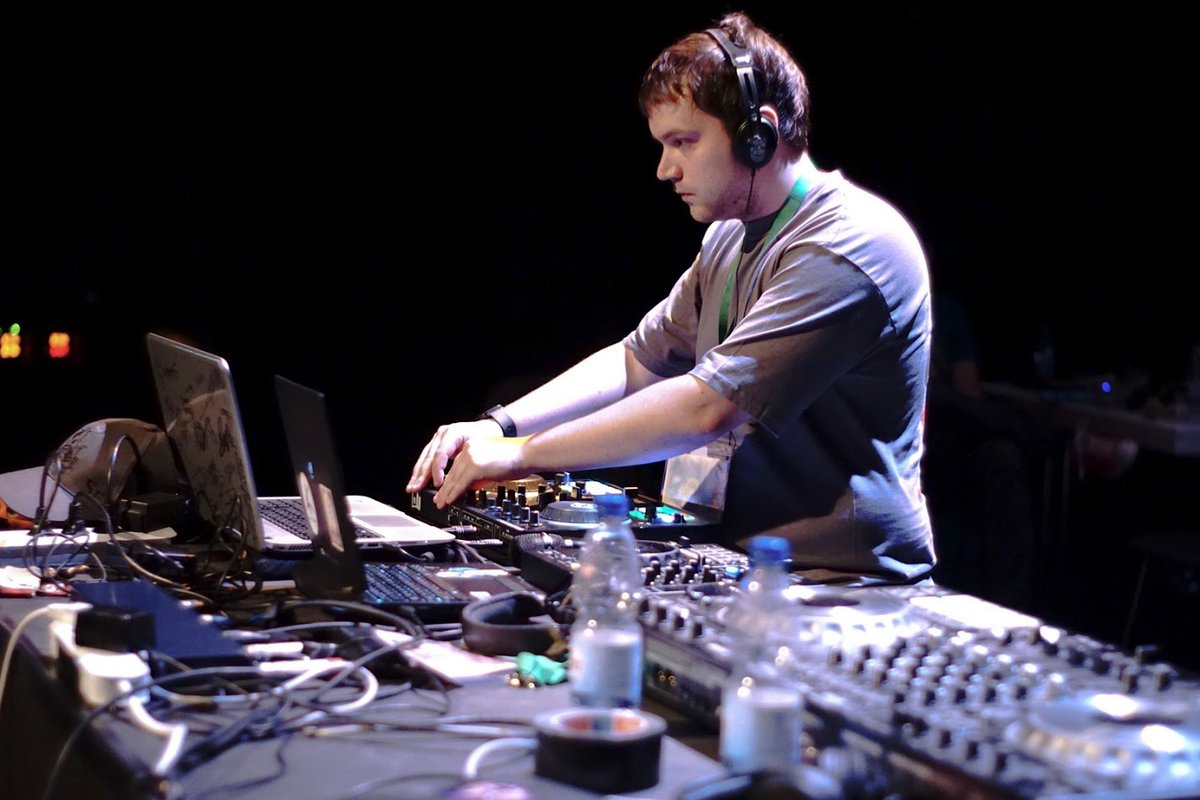 Partying with great mixes in mind is your thing? Then you will love our two community guests <a href="/DJJavierGermany/">DJ Javier</a> and <a href="/WarantoWingbeat/">Waranto</a> who will play at the Gala Party this year!
Check out further details at: galacon.eu/community-gues…