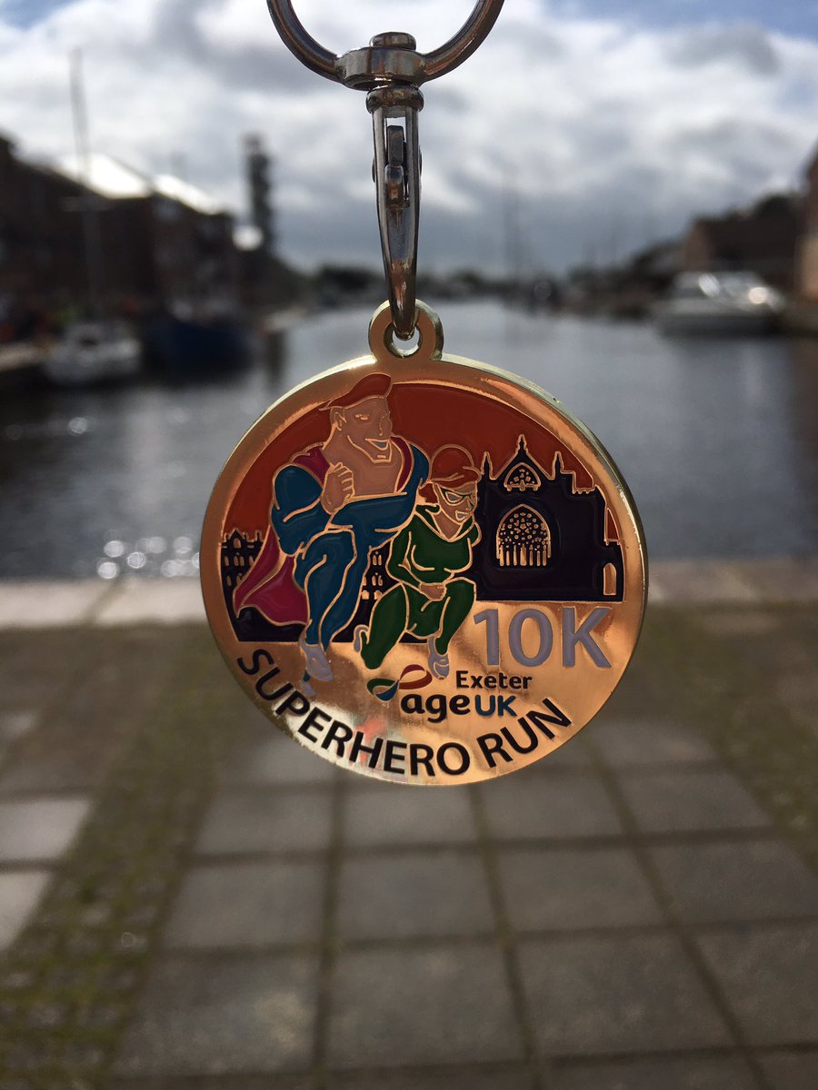 a_dreamofbooks's tweet photo. Brilliant morning running the @AgeUKexeter 10k. Fabulous event, wonderful support from all the marshalls and a great route. Plus the sun shone and I got close to my PB!Looking forward to next year! #Exe10K https://t.co/l9wTLvo1Kk