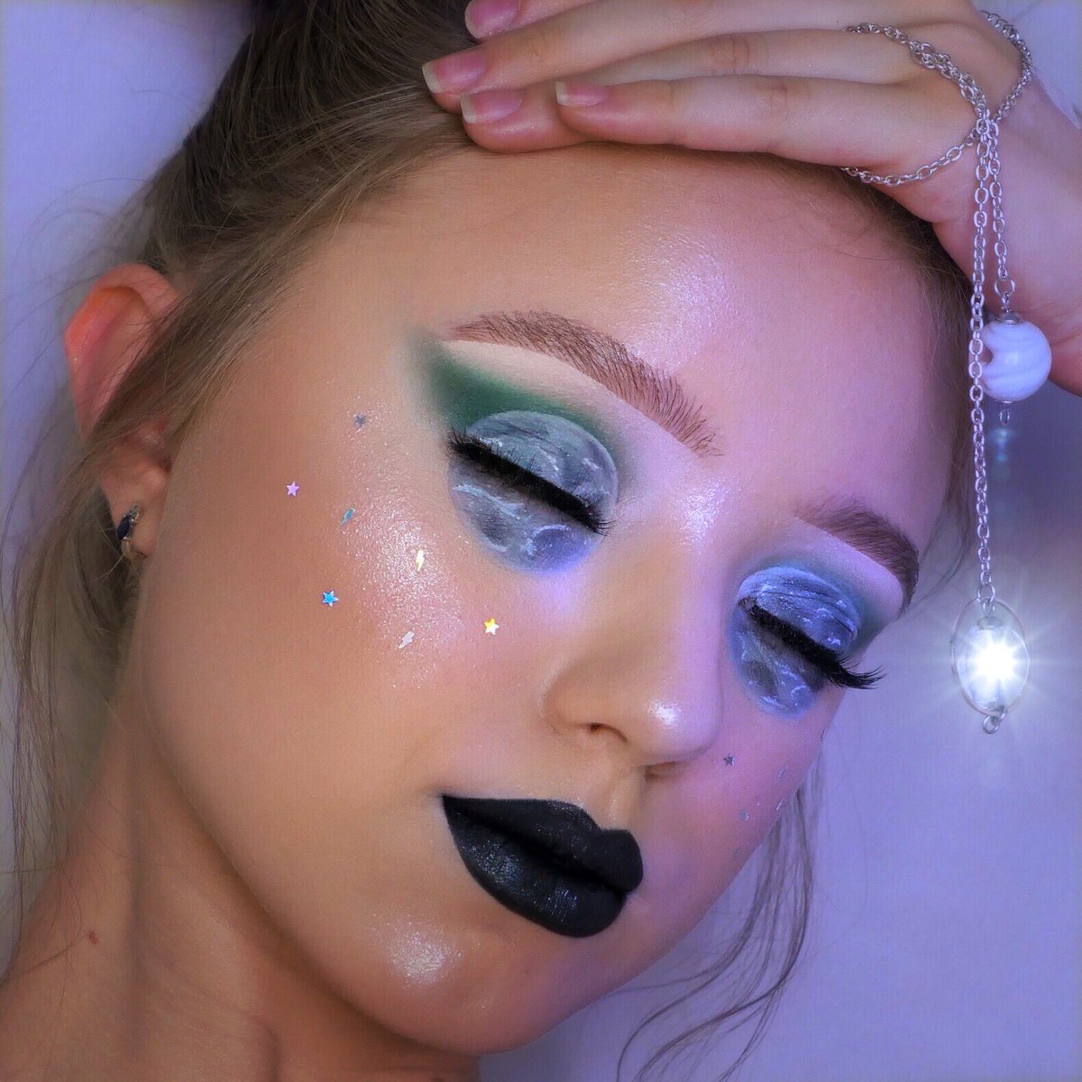julla_21's tweet photo. @JeffreeStar It would be a dream come true!! I’m dying to try out new summer collection😭😭
#JeffreeStarPRList #jeffreestarPRsearch #jeffreestar #jeffreestarPR https://t.co/9MV1PzOax8