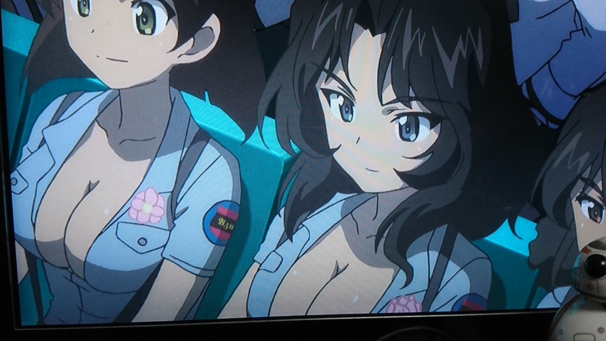 ガルパン エロ gif ガルパン最終章第2話に出て来る青師団高校の制服のモチーフはスペイン義勇軍 - posfie