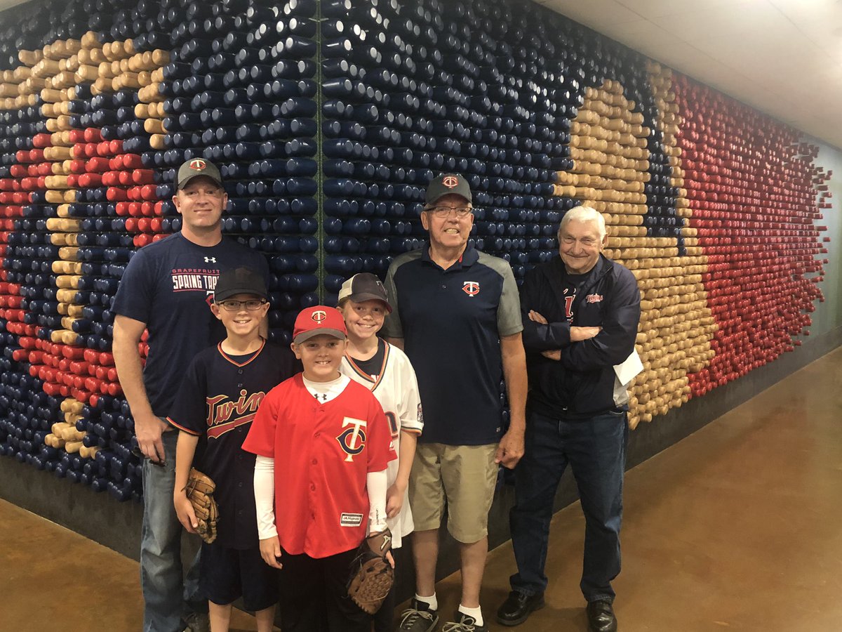 Happy Father’s day!  #MNTwins #twinspics