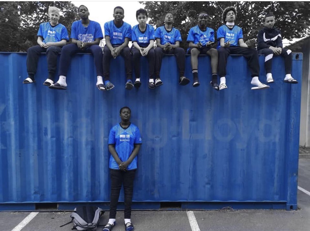 Nos U13 remportent le « Challenge des Sacres » en s’imposant en finale 20-18 face à Longumeau. 
Félicitations aux joueurs et au staff 🏆🏀👏👏 <a href="/BasketIDF/">Ligue Ile de France de Basketball</a> <a href="/CD93Basket/">CD 93 BASKETBALL</a> #formationUE