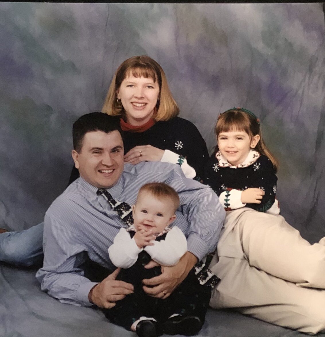 babbitt20's tweet photo. Happy Father’s Day Dad ! Thanks for everything you do. Love you always 🥰💕 https://t.co/0KwAuKQBHk