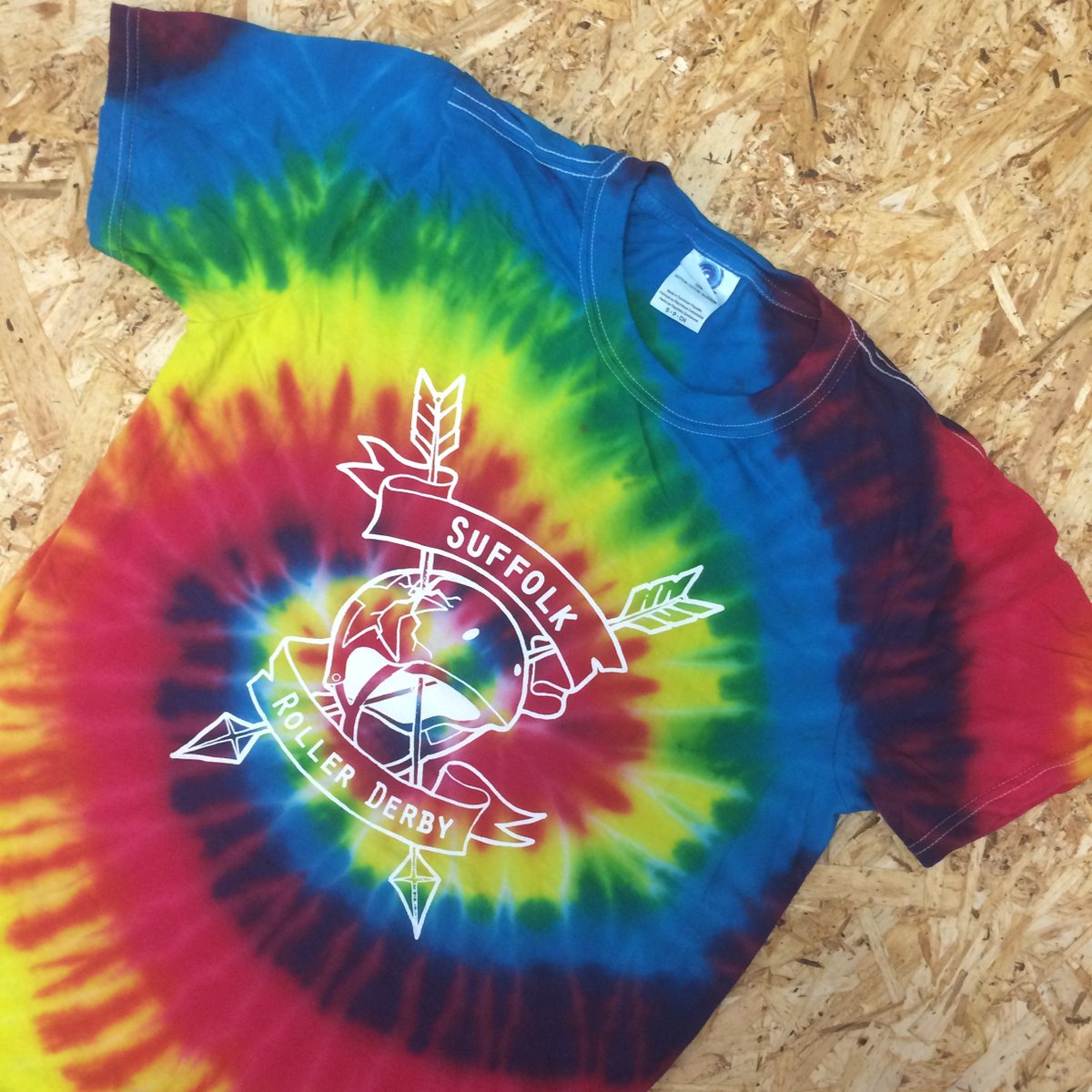 Roller Derby City (@rollerderbycity) on Twitter photo Our pals <a href="/SuffolkRD/">Suffolk Roller Derby</a> are all set for pride with these awesome crazy colourful tie dye tees! We're getting some serious 90s vibes 😍#tiedye #pride #colourful #rainbow #tiedyetee #90svibes Our pals <a href="/SuffolkRD/">Suffolk Roller Derby</a> are all set for pride with these awesome crazy colourful tie dye tees! We're getting some serious 90s vibes 😍#tiedye #pride #colourful #rainbow #tiedyetee #90svibes