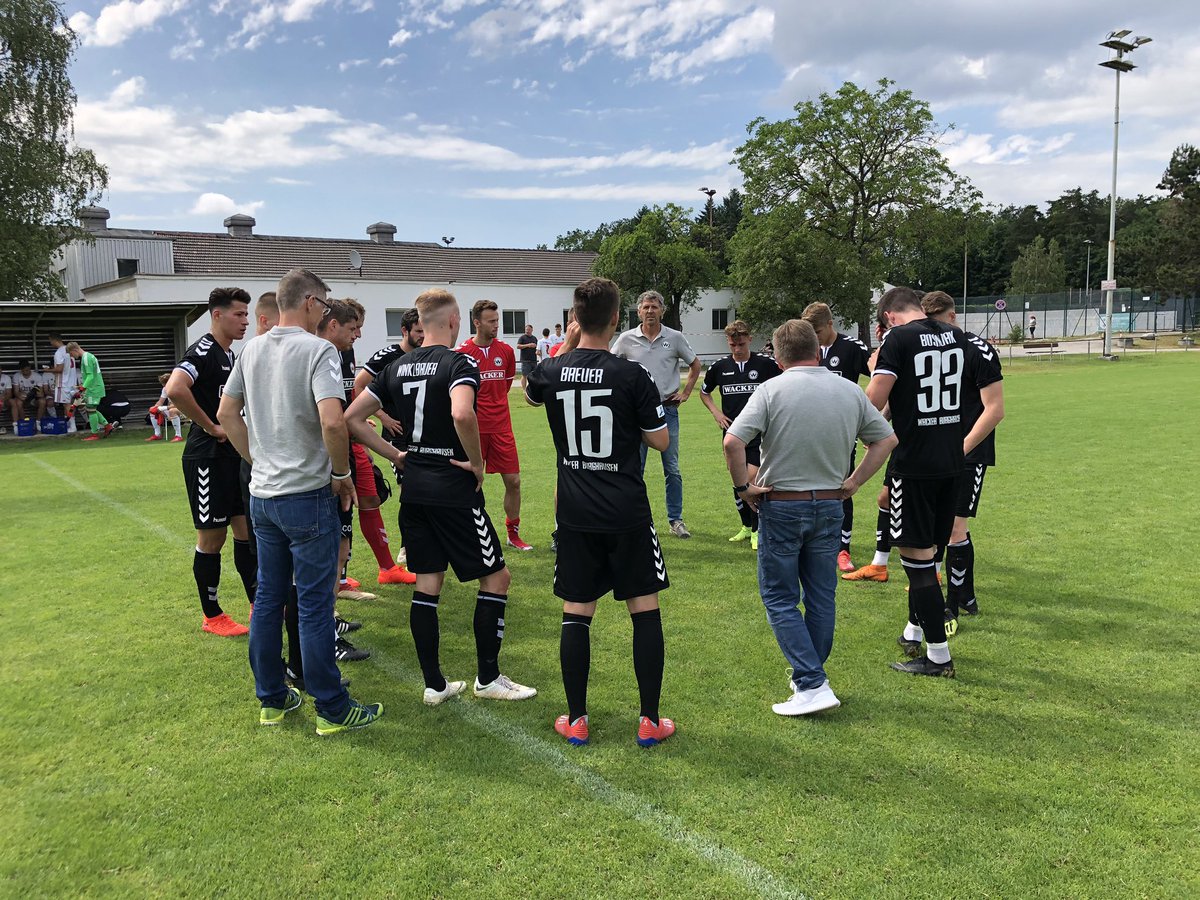 wacker1930's tweet photo. Der SV Wacker Burghausen gewinnt das Testspiel gegen die @Schanzer mit 2:0 durch die Tore von Kevin Hingerl und Mathis Lange. https://t.co/eyRMdOmgmv