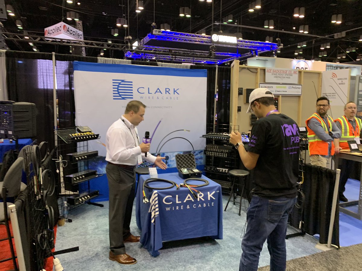 JohnObcast's tweet image. @ClarkWire  at @InfoComm booth set up, interview w/da boss, dinner ala infocomm style... awesome show, great peeps, outstanding meetings!  #Clarkwire #infocomm19 #avcable #broadcastcabling