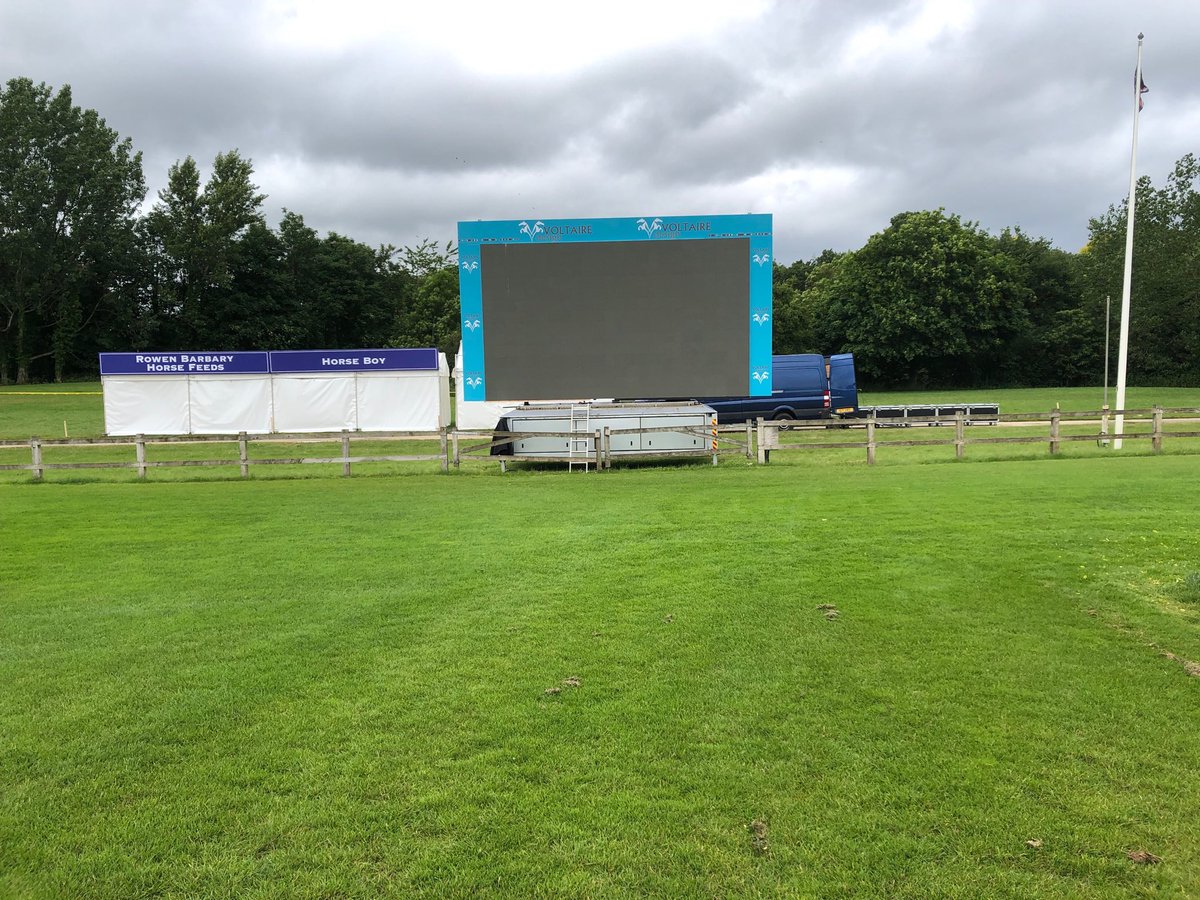 ViewpressMedia's tweet photo. 21sqm screen nearly ready at Hickstead,  together with the 11sqm screen which needs some finishing touches  and perimeter screens which will be assembled tomorrow.            Let’s hope we get some nice weather this week. https://t.co/pzQOB5xO2x