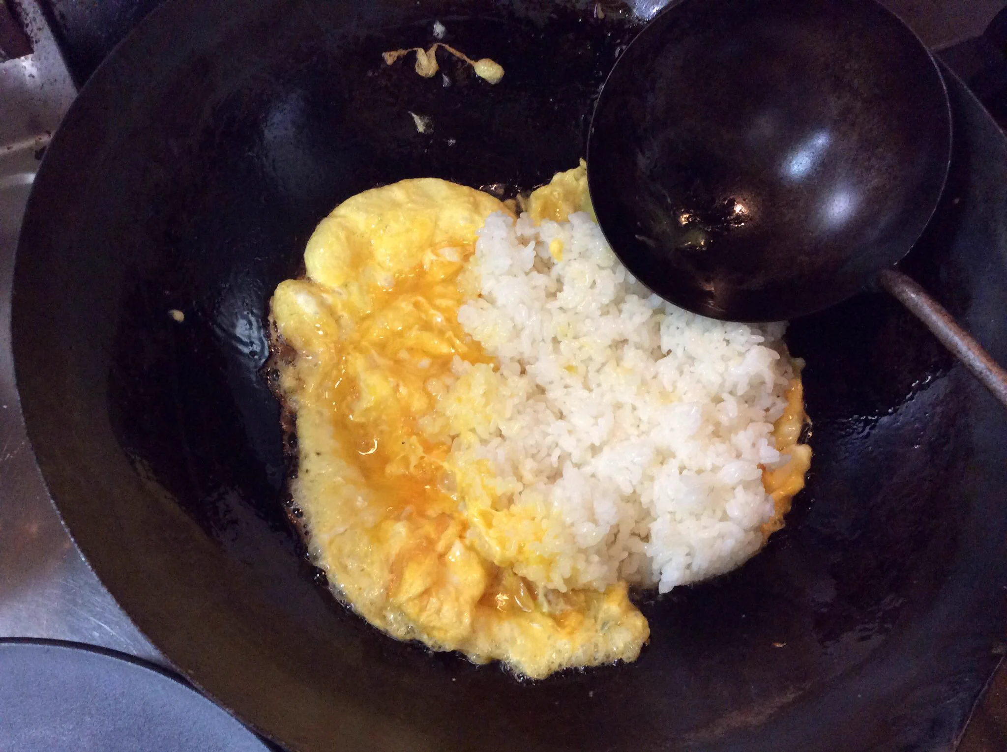 このレシピなら学生さんにも美味しいチャーハンが作れ…る？