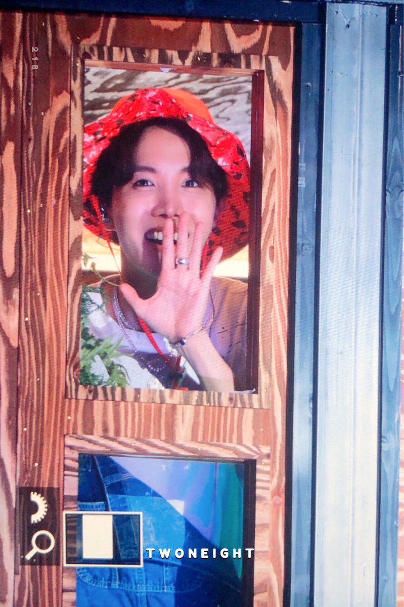 218_jhope's tweet photo. 190616 부산 머스터 #제이홉 #호석 #jhope #BTS https://t.co/uLXWoRgPwH