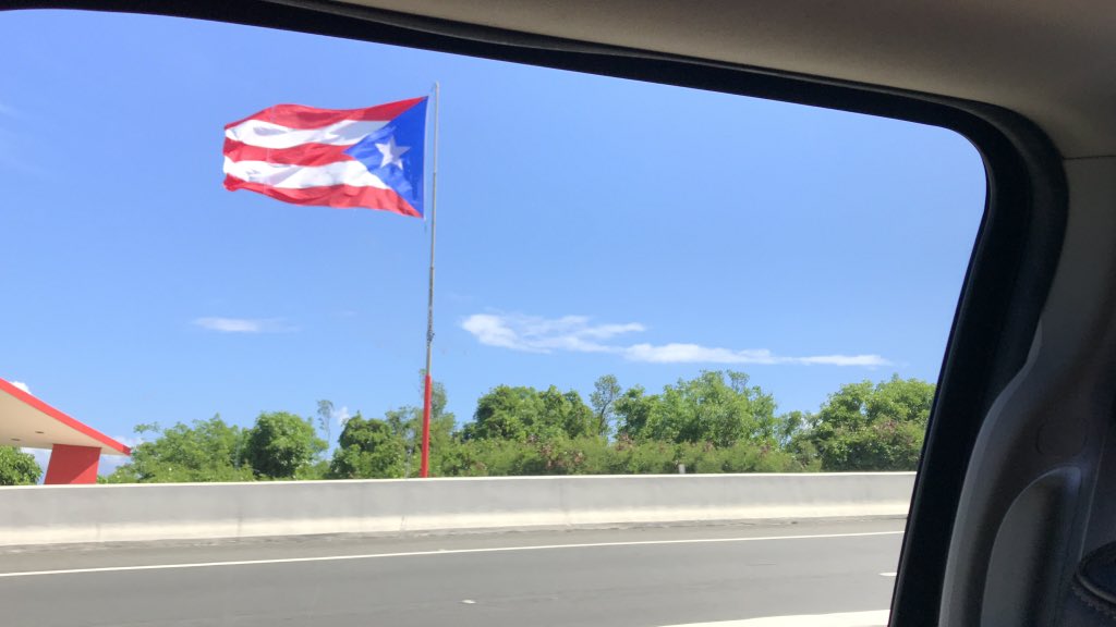 ExpertoCapilar's tweet photo. Luego de dictar el 2º Seminario AATRI en Puerto Rico 🇵🇷 ya en camino a Toronto, Canadá 🇨🇦. Conferencia de la Asociación Internacional de Tricólogos IAT.
.
#tricologia #tricologo #trichologist #tricologista #trichology #lovemyjob #cabelloysalud #hairandhealth #cabeloesaude #aatri https://t.co/GIkGM7VFgF