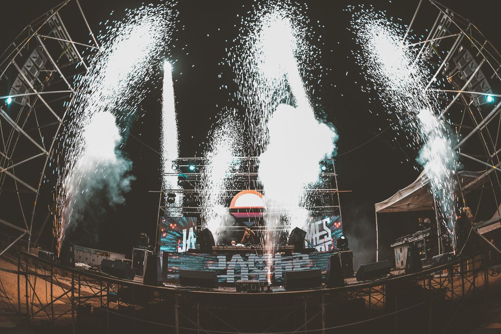 Incredible vibe at BCL last night, @jameshype brings that ENERGY 🔥 This Saturday <a href="/officialgiggs/">GIGGS</a> take to the stage, tickets: bit.ly/Giggs_BCL2019