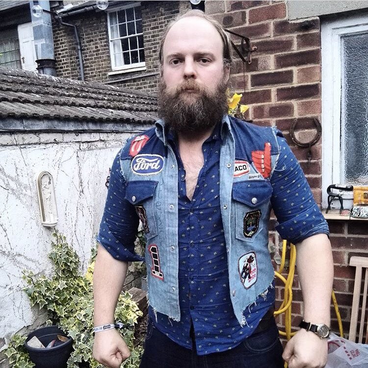 ITYIWtweetyou's tweet image. HAPPY FATHERS DAY

here’s to our band Dads — who’s your favourite itoldyouiwouldeatyou Daddy?

@ginandconnick @lukejprosser @ilovealcopop @diplodockers