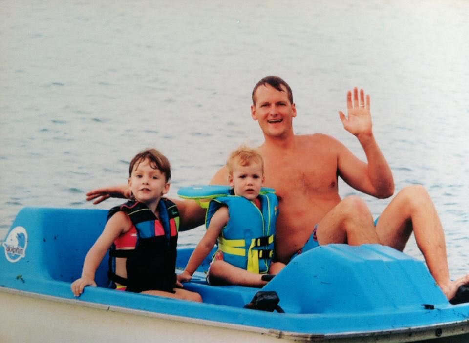 MaryJaneDaum's tweet photo. #FathersDay is bittersweet. We celebrate our dads and father figures and I’m grateful to have an amazing one. At the same time, we are reminded of those who are not here with us - like my brother, David, who died 20+ years ago. He was a great father. https://t.co/7DWA5vy6QN