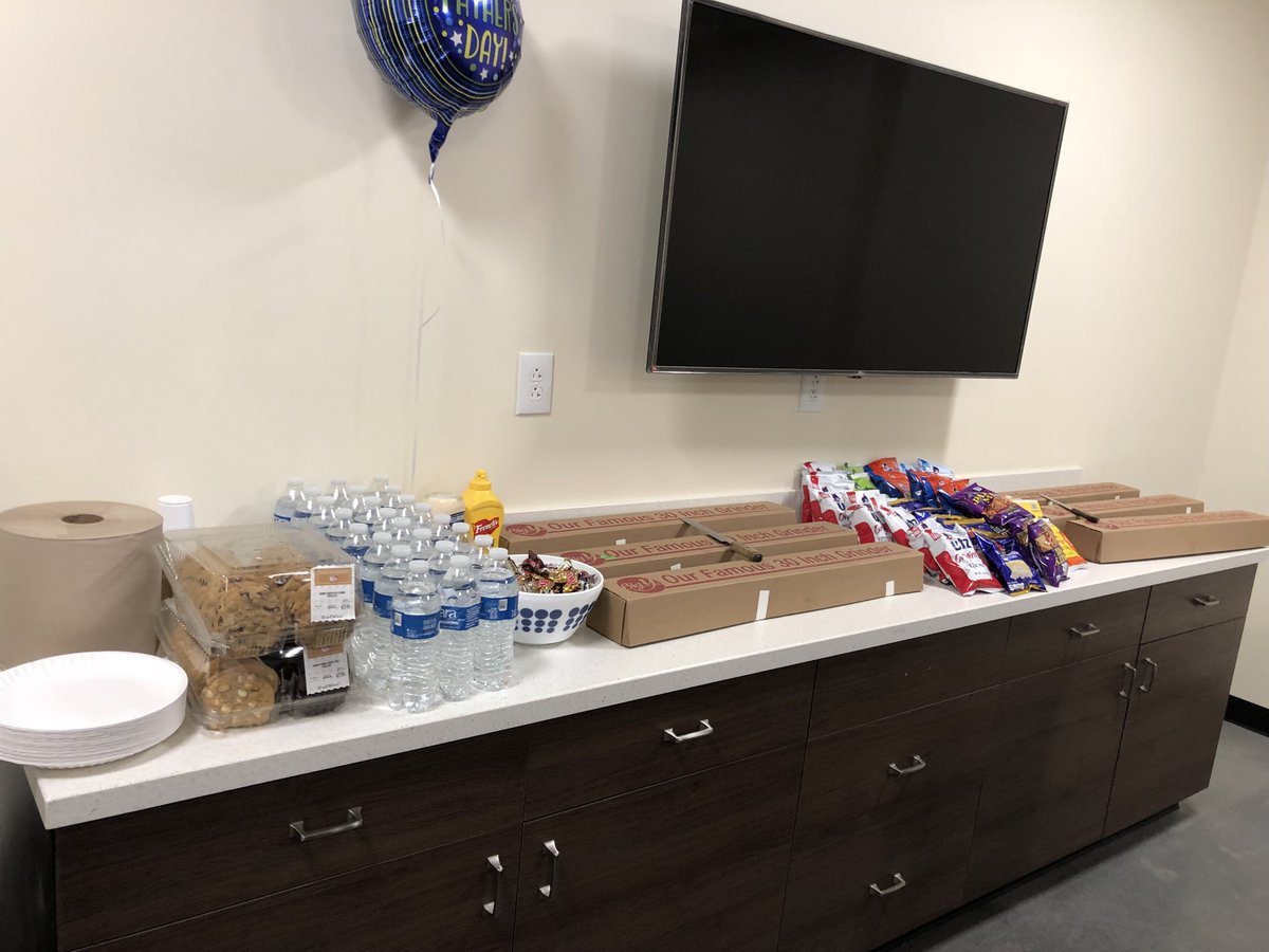 Trisha Legen tweet media