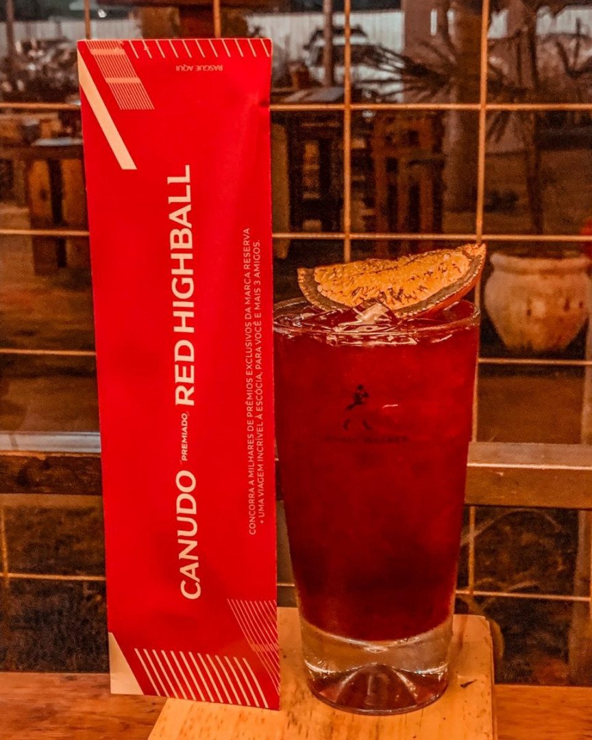vilatarego's tweet photo. Vocês tão ligados no drink #RedWalker?
Na compra de 1 Drink Red Walker, você ... https://t.co/68lgIOJEzD https://t.co/8XbECgJx1i
