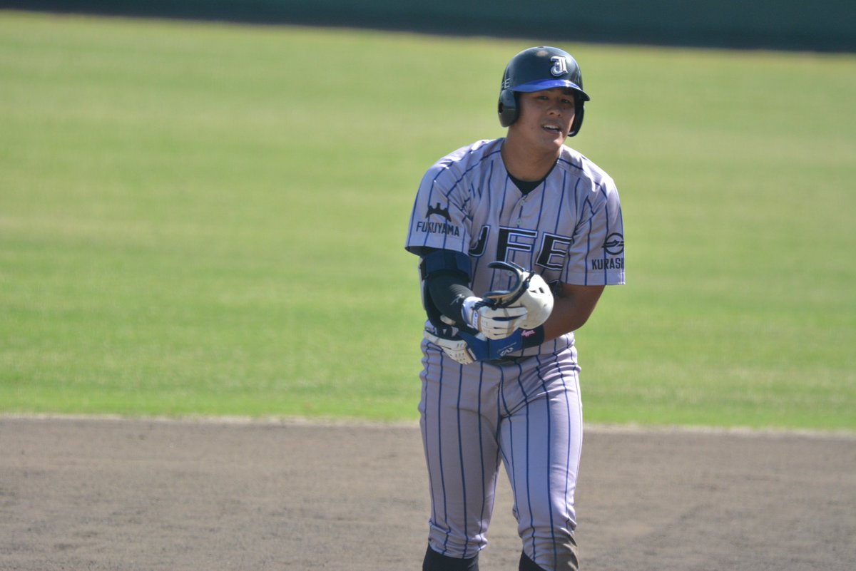 koiryu's tweet photo. 20190601 JFE西日本vsシティライト岡山 6回表 2死からライトへ二塁打を放つ小串寛徳選手 #jfew https://t.co/RCTl7qB1Ia