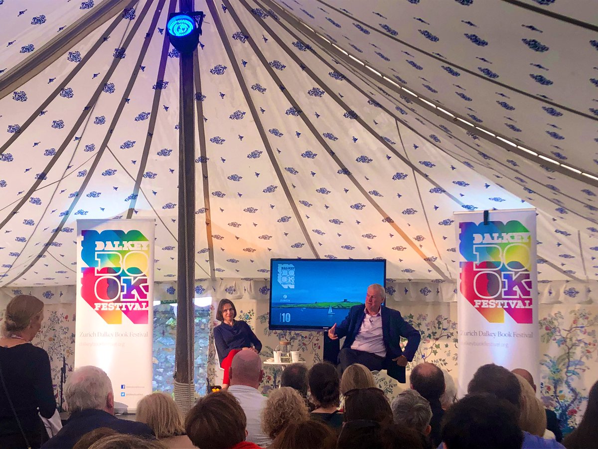 val_mcgrane's tweet photo. In the beautiful seafront marquee @dalkeybookfest for #Humanology- a Scientist’s Guide to our Amazing Existence listening to crazy scientist and author @laoneill111 #DalkeyBookFestival https://t.co/H4QSDXvBDJ