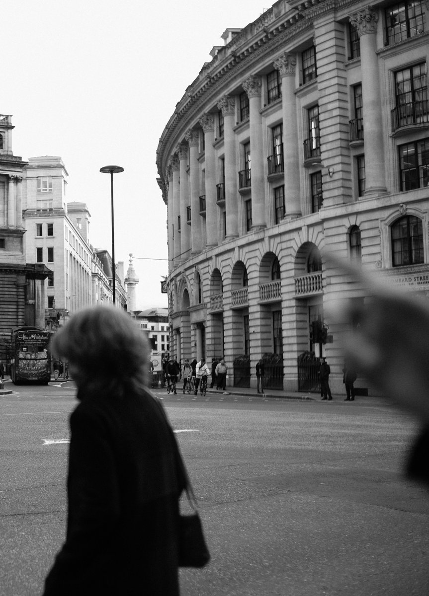 PromotionRipple's tweet photo. London. https://t.co/jyDI9l44Av