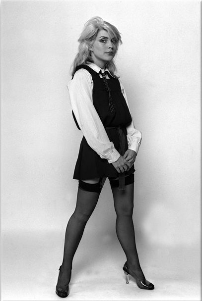 Debbie Harry dressed a a school girl  1978 #blondie #blondieband #debbieharry #debbyharry #punkwomen #punkgirl #oldschoolpunk #newwave #70spunk #70s #70smusic #retro #icon #instapunk #welcometorock #punkrock #punknotdead #schoolgirl #rockstar #rockhistory #blackandwhite