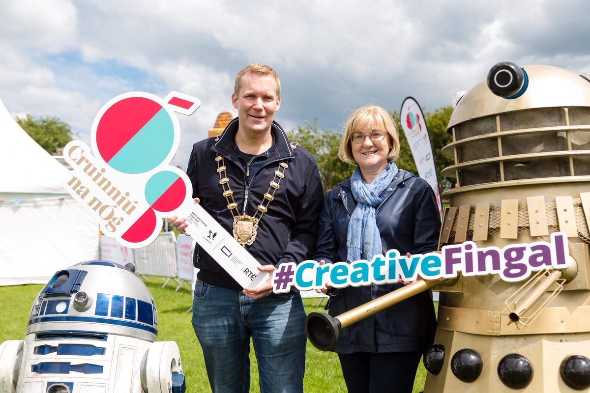 CllrEOB's tweet photo. Great day yesterday @Fingalcoco Cruinniú in the Castle. Well done to all involved @EVENTSinFingal.
Photos by @photos_alison
#CreativeFingal #CreativeIreland #Fingal #CruinniunanOg #CruinniuToCreate https://t.co/yugMY2UiQ1