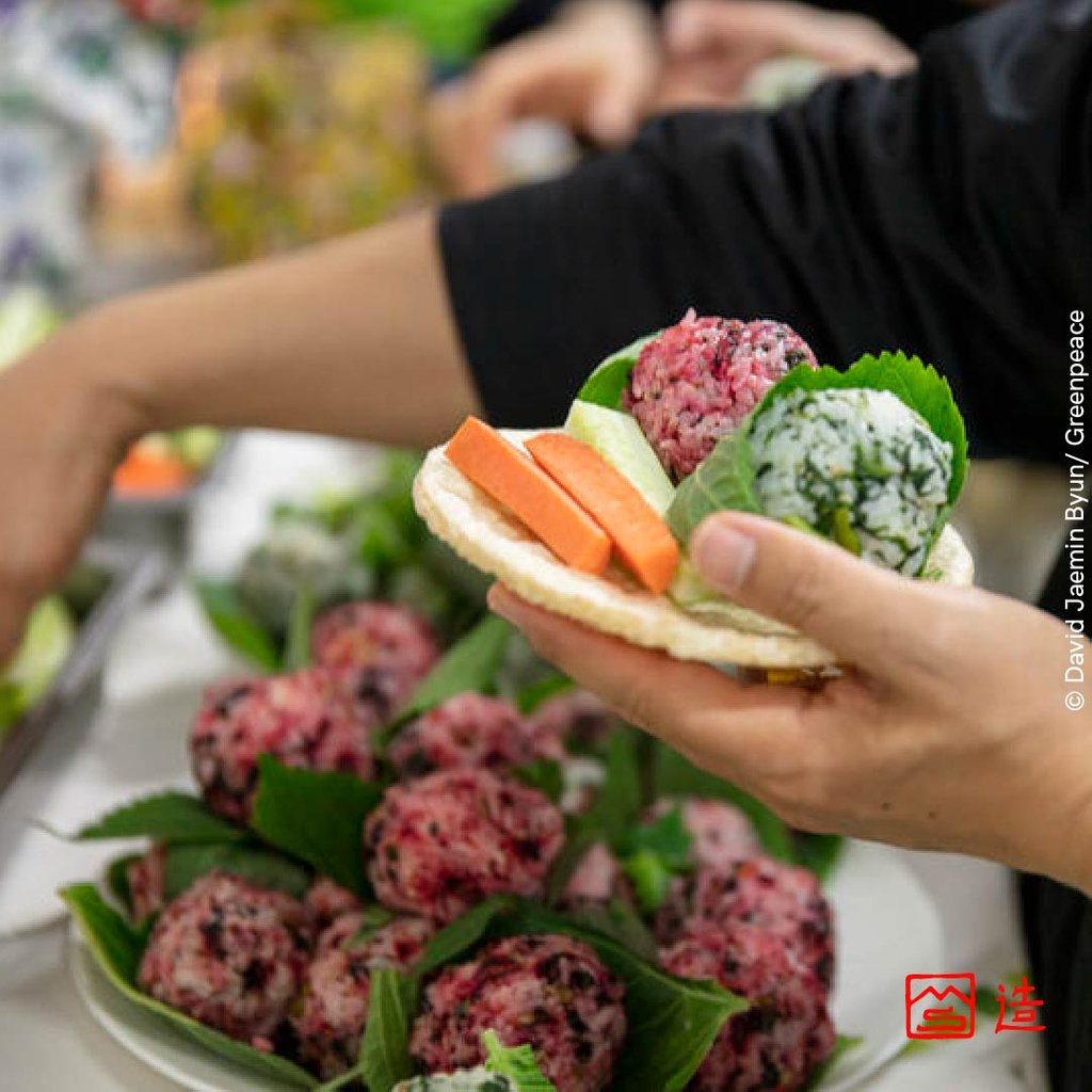 It's #GlobalSharingWeek - the largest annual celebration of #sharing and the #sharingeconomy! This year's theme is the power of sharing to change the world.
Find events near you here: bit.ly/GSW19
#ClimateJustice #ShareTheHope #GenerationShare #EverydayActivism