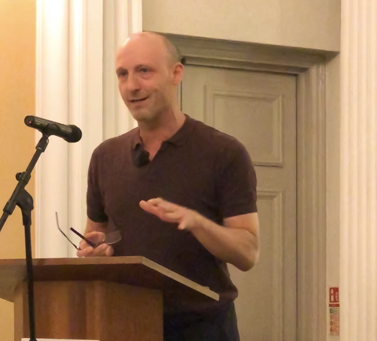 FamEdTrust's tweet photo. “Liberalism once promoted freedom but now protects rights. We therefore need “experts” to adjudicate on those rights” provocative thoughts on the rise of the expert class from Stuart Walton at #FETConf yesterday https://t.co/8nfgSy16NI