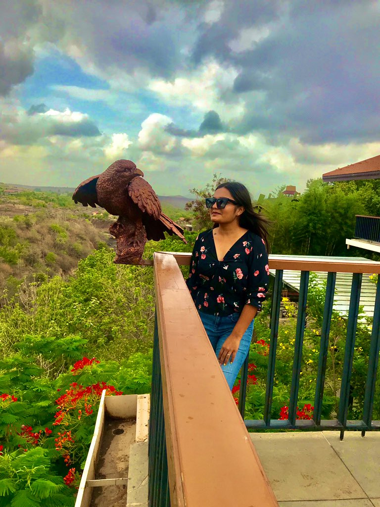 PichaPranjal's tweet photo. What a serene and settled majesty this place has! #grapecounty #nature #NASHIK #Monsoon2019 @minashikkar https://t.co/ZhIIGodyeG