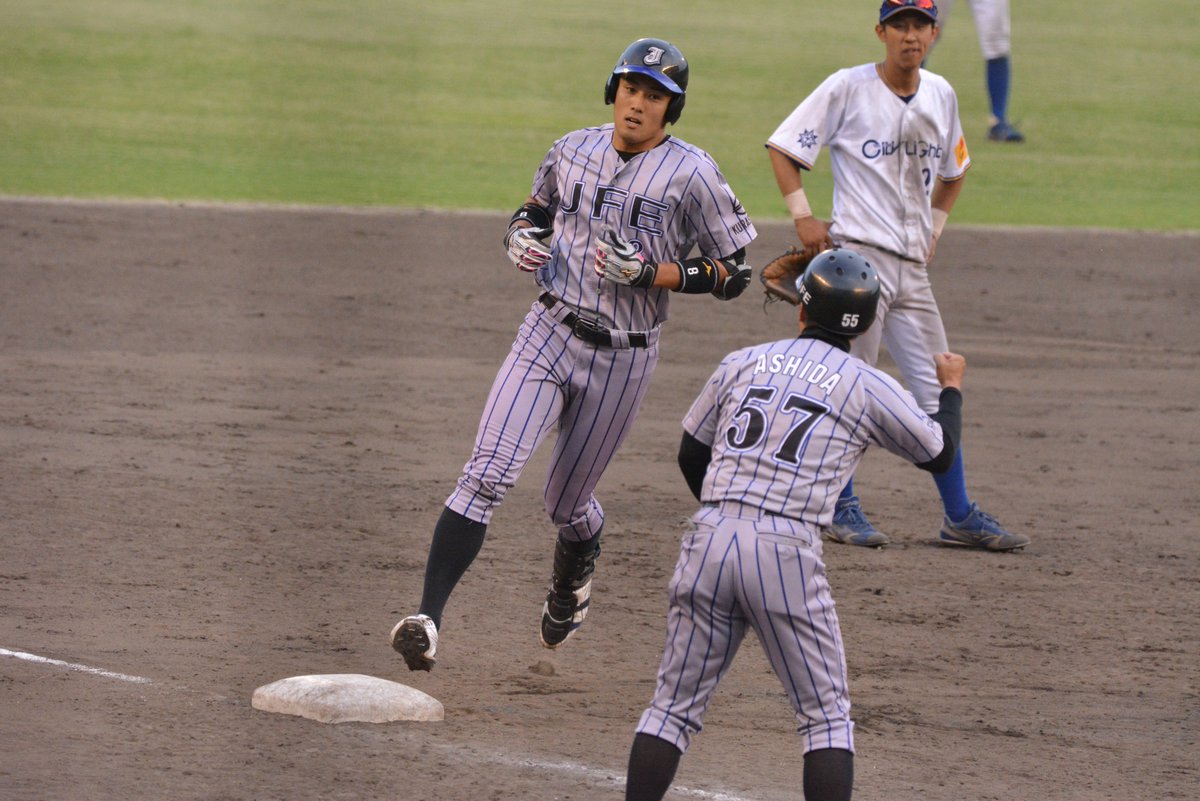 koiryu's tweet photo. 20190601 延長14回表 均衡を破るソロホームランを打ちダイヤモンドを一周する高田涼太選手 #jfew #rikkio https://t.co/Qblz2wsGpG