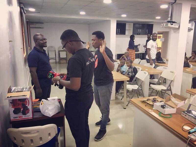 DigitalEncode's tweet photo. #CSR2019- Digital Encode in conjunction with YCreators is preparing the Y generation. For the 4th industrial revolution by teaching Kids ages 7-18 in Robotics, AI, IoT, and game development over the course of 5 weekends. Great 👍🏽 🙌 Kudos to #DrOlu as the Lead Program Initiator https://t.co/5kyD5ymT5U