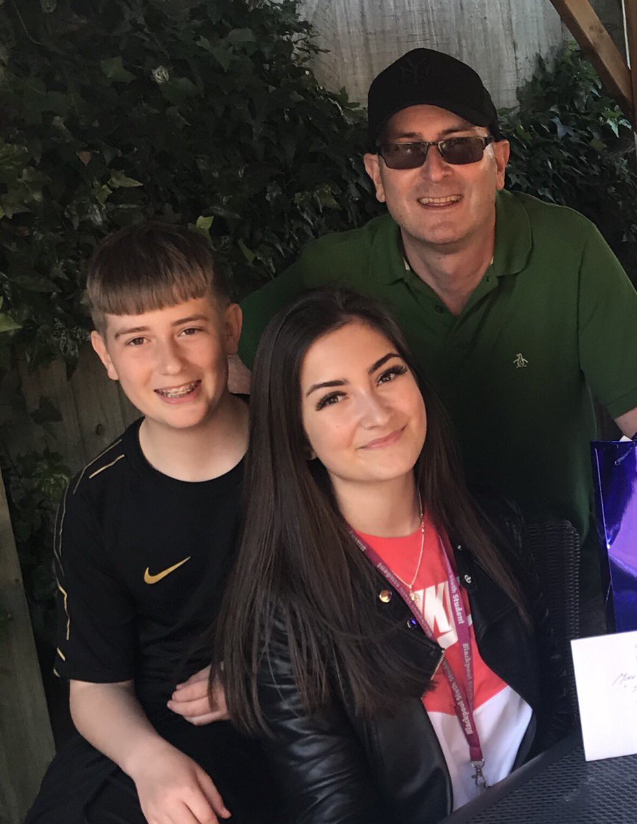 A Dad is someone who carries photos in his wallet where his 💰 used to be 🤔 
Happy Father’s Day to the best dad they could wish for 👫💝