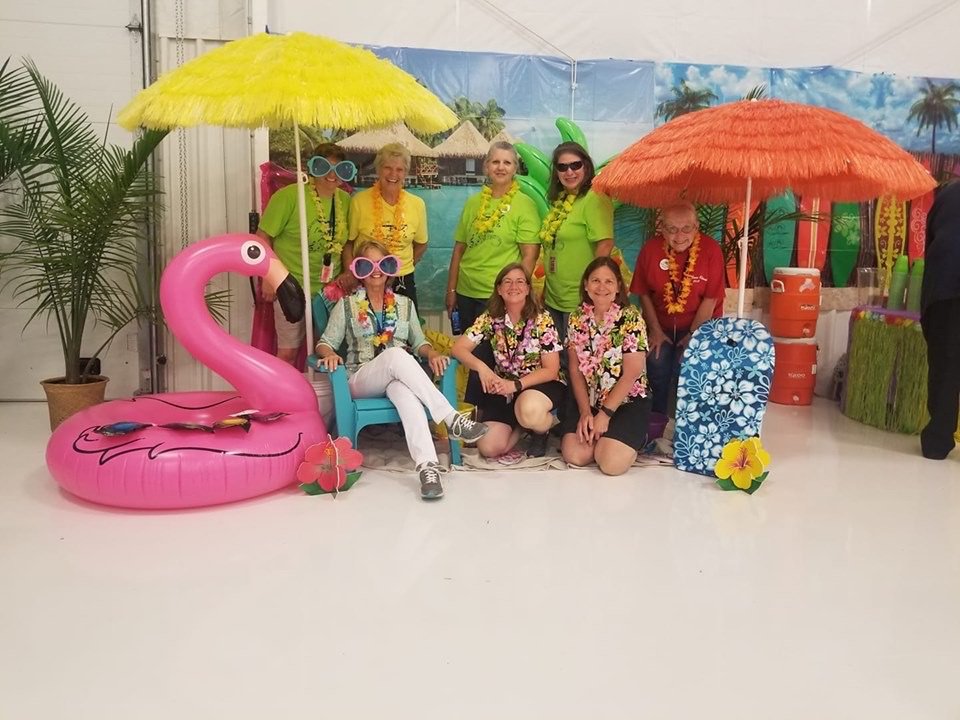 memphis99s's tweet photo. The Memphis 99s are having a great time hosting the Air Race Classic start in Jackson, TN. Looking forward to cheering on our own chapter team, Shelia and Alexis! https://t.co/FlDf5IYzA6