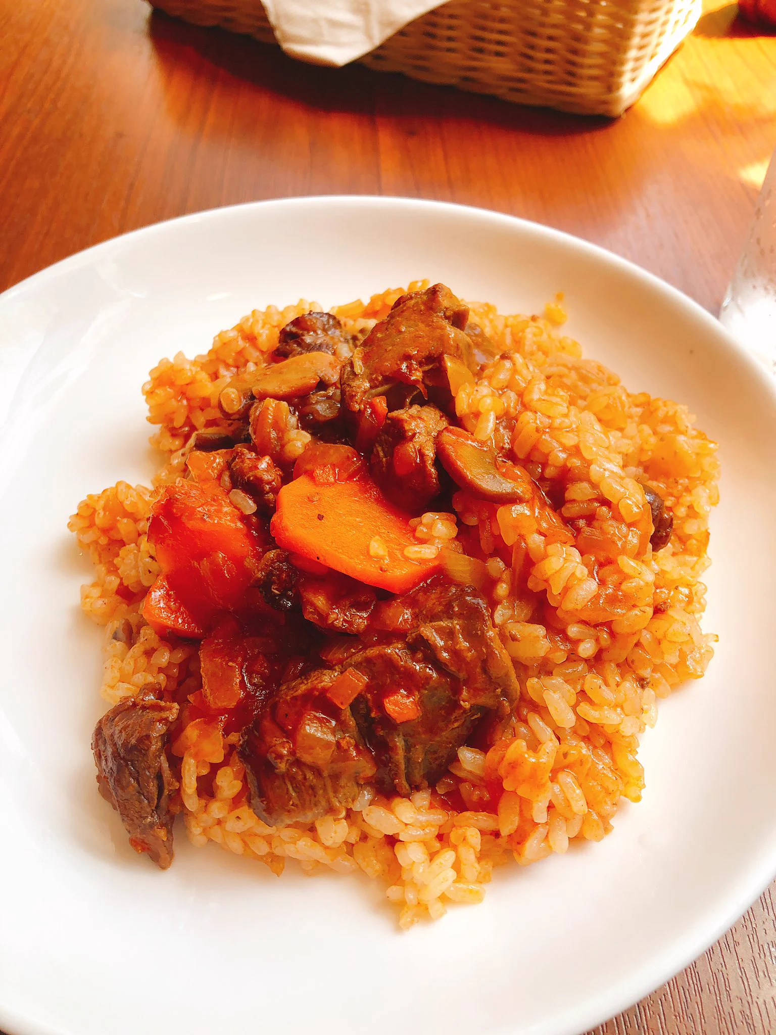 パラグアイ料理のお店、気になります。１度行ってみたい。「Amigo」という名前が中南米っぽい。