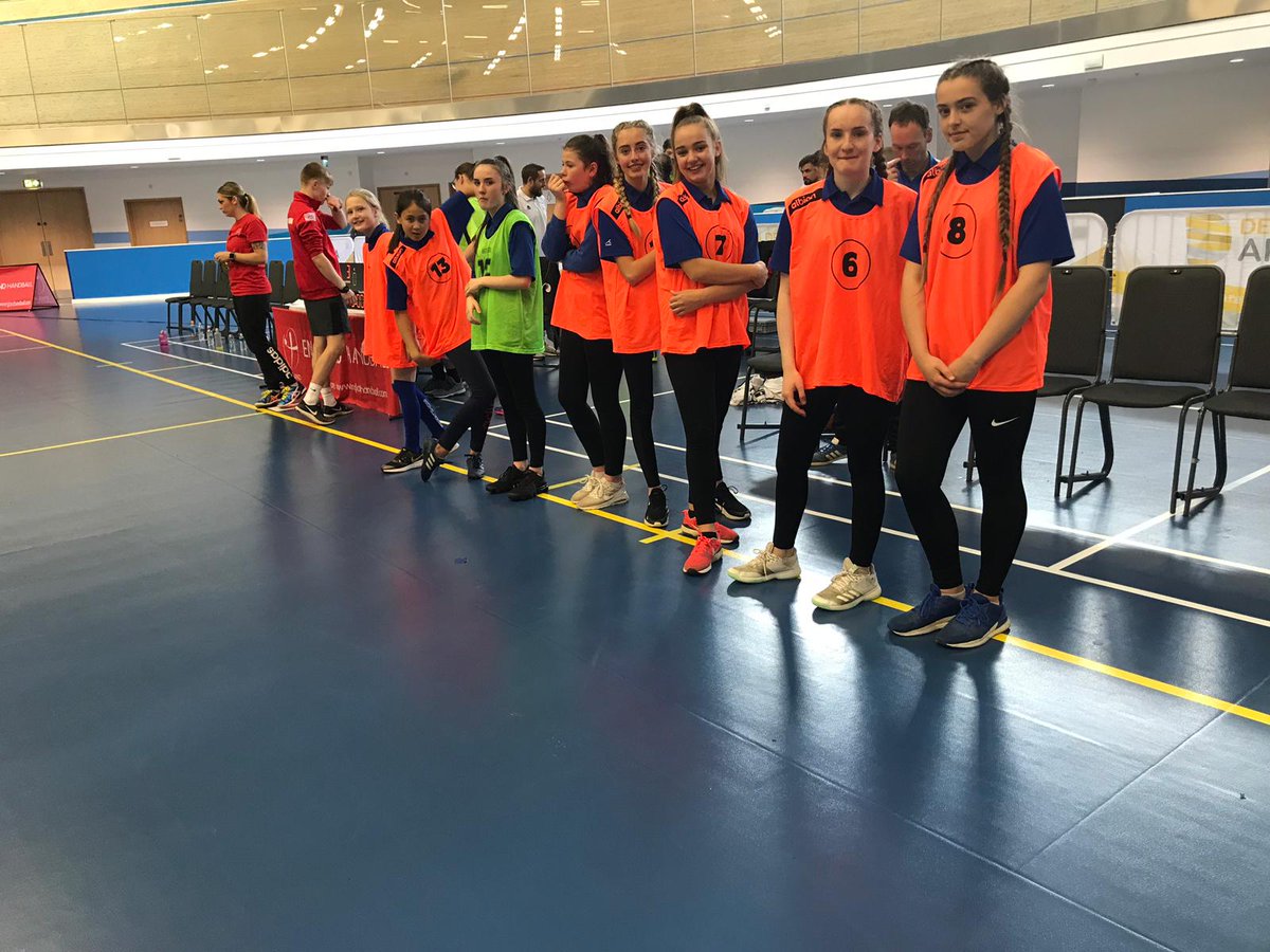 Well done to Southlands Girls Basketball team. Of the 1750 teams who entered the competition they came 5th in England. A great show. Big thanks to Mr Thomas on for all the hard work and to Mrs Ibbison for  her support  #handballfinals