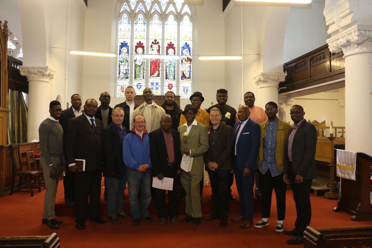 LauraJoyLuz's tweet photo. Happy Fathers Day to all those who have loved us into being, past and present @trinitysaints1 #fathersday #trinitysunday #relationshipsunday #celebratingfatherspastandpresent #KnowingAFatherGod #Beloved https://t.co/9jMNDHaf1X