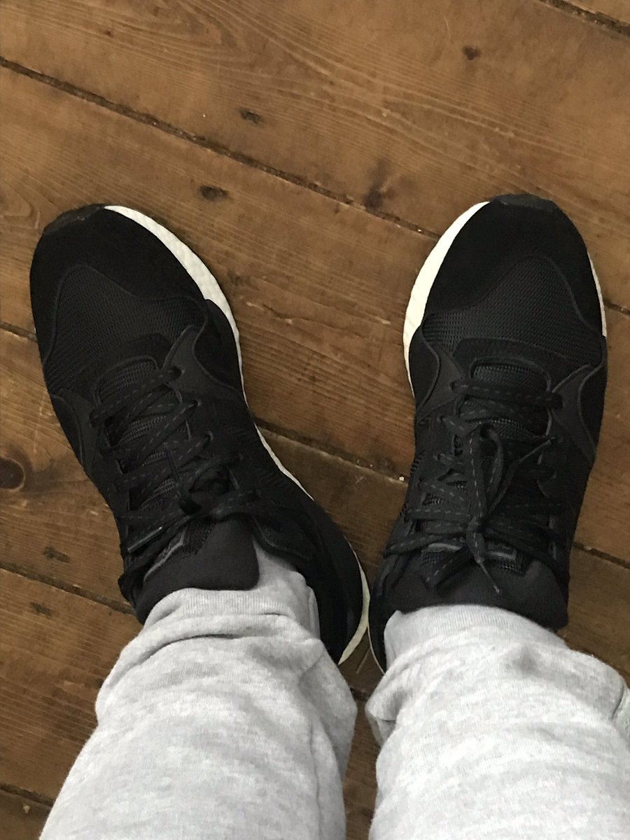 adidas originals zx930xeqt