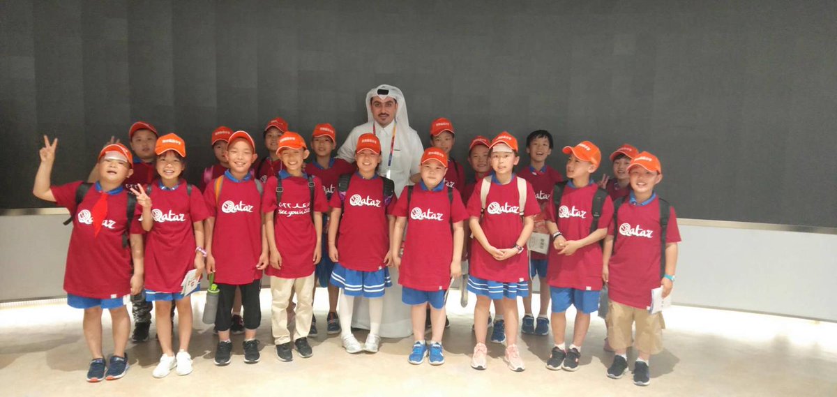 يواصل جناح دولة #قطر بالمعرض العالمي للبستنة #إكسبو2019 بالعاصمة الصينية بكين استقبال زيارات أعداد كبيرة من طلاب المدارس الصينية التي تحرص على زيارة الجناح وتفقد أقسامه المتنوعة.
#Expo2019  #Expo2019Beijing #Qatar