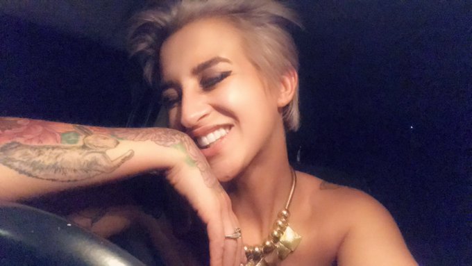 lil bb https://t.co/aRa0vRXKKs