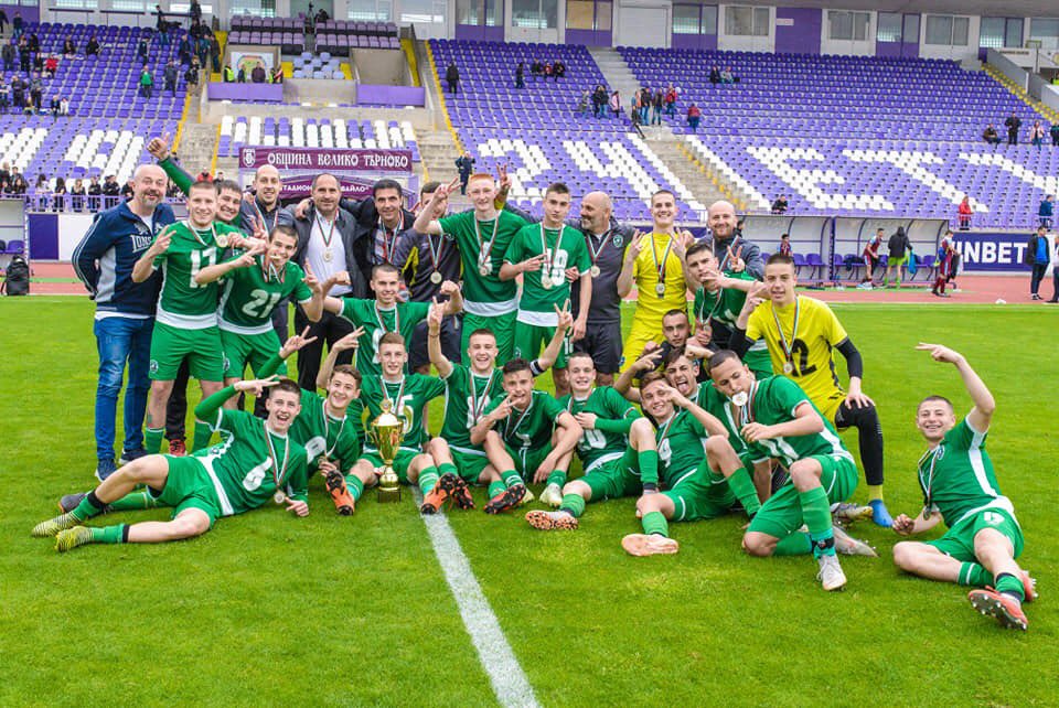 dstoykov84's tweet photo. #БФС #ludogorets #TheCupU16 https://t.co/d3e74dKtmI