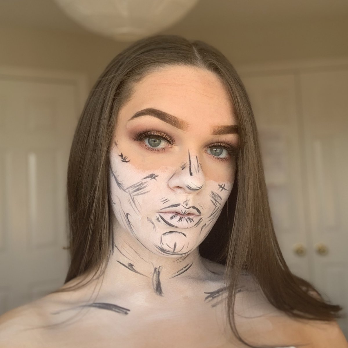 miahatch_'s tweet photo. Would be such a dream to be on the list🤩💗 @JeffreeStar #JeffreeStarPRList https://t.co/npNZrOMXfS