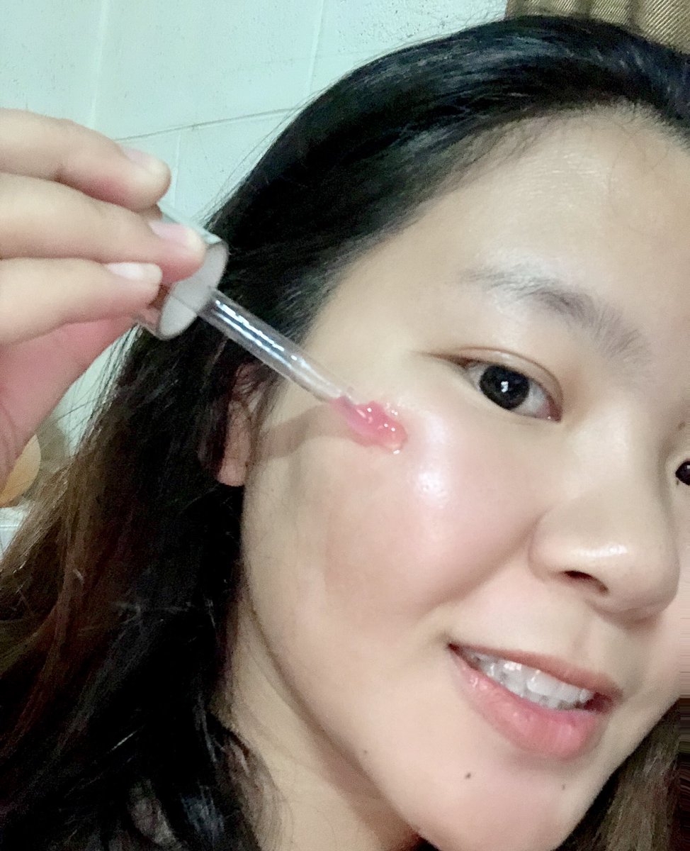 wink_th's tweet photo. 𝚆𝙷𝙸𝚃𝙴 𝙴𝚂𝚂𝙴𝙽𝙲𝙴
เซรั่มหน้าใส ช่วยลดสิว ปรับผิวกระจ่างใส
.
ราคาเพียงขวดละ 390 บาท
#แถมฟรี ‼️ มาส์กไข่มุก 1 ชิ้น
.
ซื้อ 1 ได้ถึง 2 คุ้มม๊ากกกกก บอกเลย 💚
#winkwhite #whiteessence #เซรั่มหน้าใส #เซรั่มวิงค์ไวท์ #vip02 https://t.co/XOTEvz8VUt