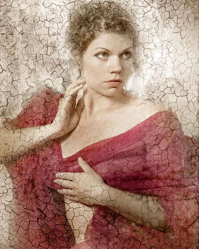 kbgrafik92's tweet photo. #glamoursession portrait shoot in an #abandonedmansion
♥♥♥♥♥
.
#abandonedmanor
#bnw_catalonia
#bokehkillerz
#majesticpeople_
#creativelifeportraits
#igportraitmood
#portraitphotopage_
#details_photogroup
#portraitvogue
#bokehkillerz
#topportraits
#savageframes
#… https://t.co/zXuKRmYd3y