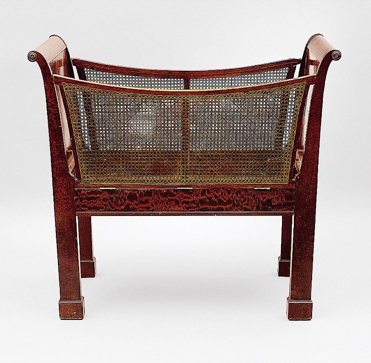 AntiquesMag's tweet photo. #antiqueoftheday crib by D. Phyfe and Sons, 1840-47. Mahogany with added figured mahogany veneer. This unusual form dates to the last decade of Duncan Phyfe’s illustrious career as New York City’s leading cabinetmaker. Collection @metmuseum #crib #duncanphyfe https://t.co/rJPW1z46Zr