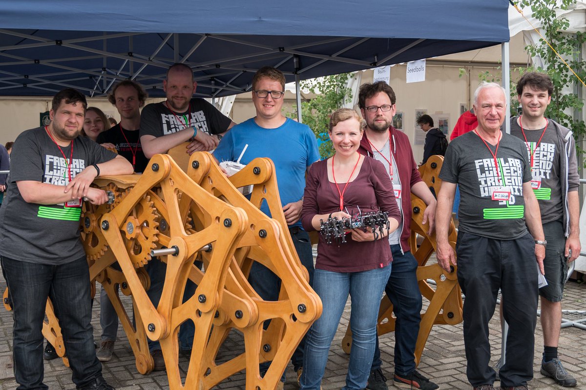 BjarneAnderse20's tweet image. Nochmal dickesten Respekt an unsere #Strandbeest Kerngruppe vom @FablabLuebeck gestern bei der #50jahrehaws Feier an der @th_luebeck.   😃 Kommt uns einfach mal beim OpenLab Day besuchen, um mehr über das FabLab zu erfahren =)

#THLFotowettbewerb